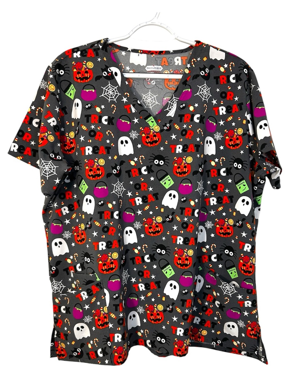 Scrubaid Halloween Trick or Treat Scrub Top 2XL Tapered Fit Stretch